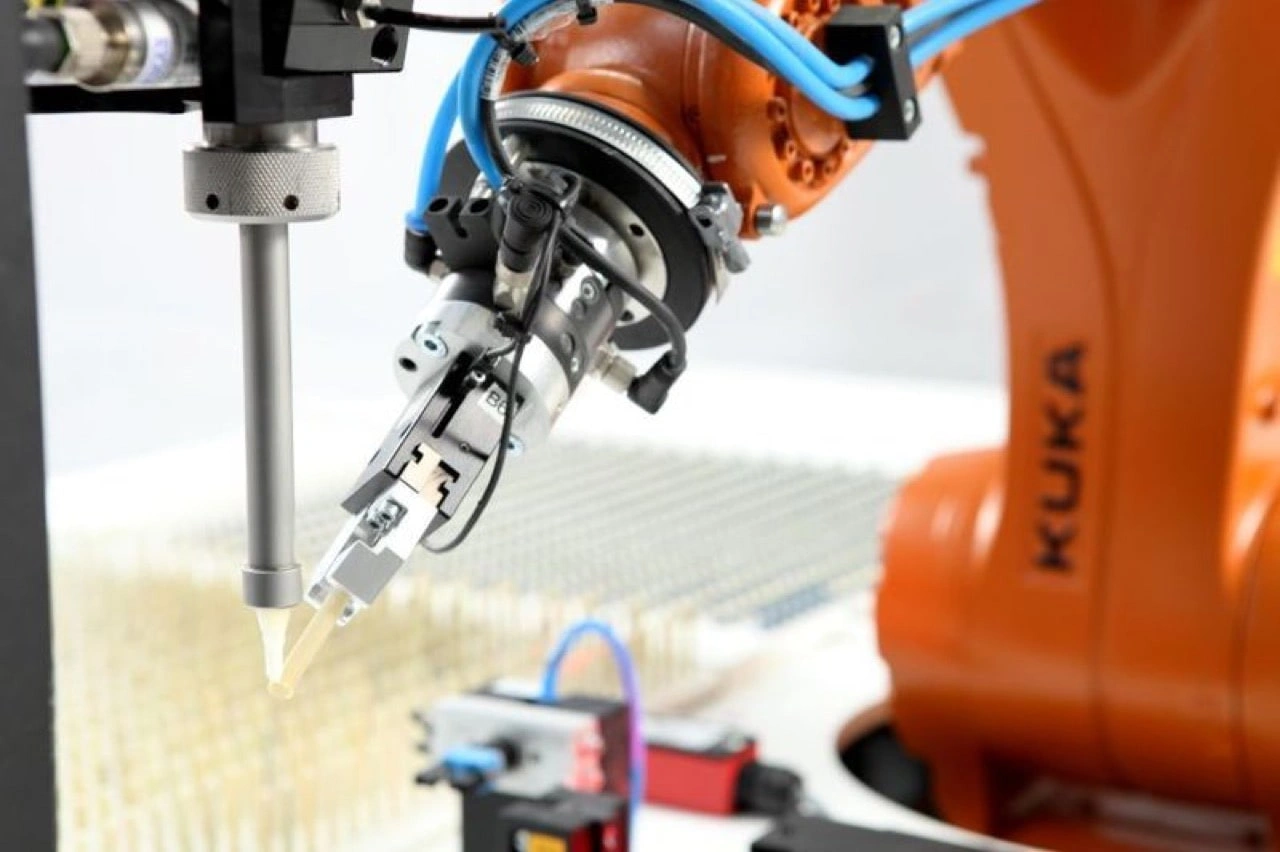 Учебный робот KUKA