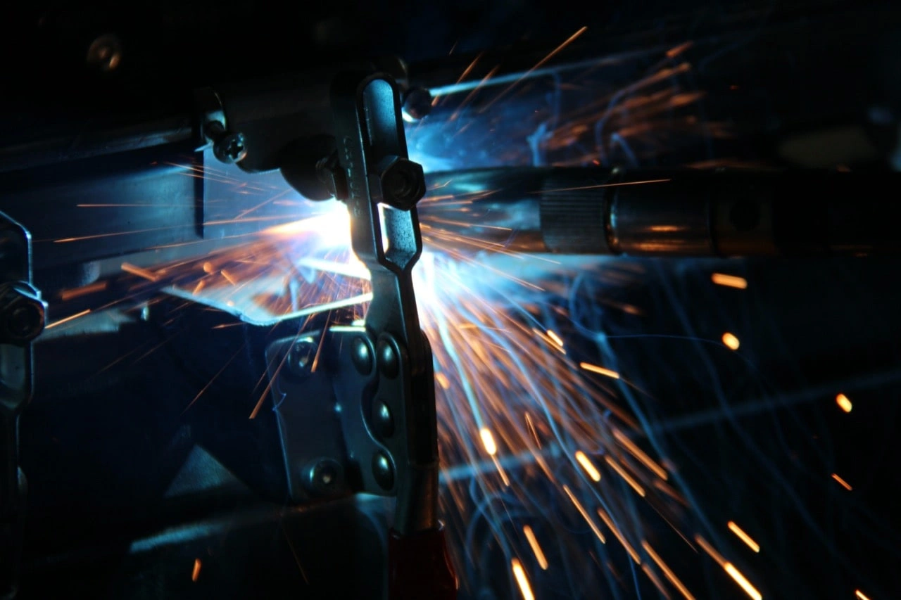 Робот для MIG/MAG сварки на базе робота CRP